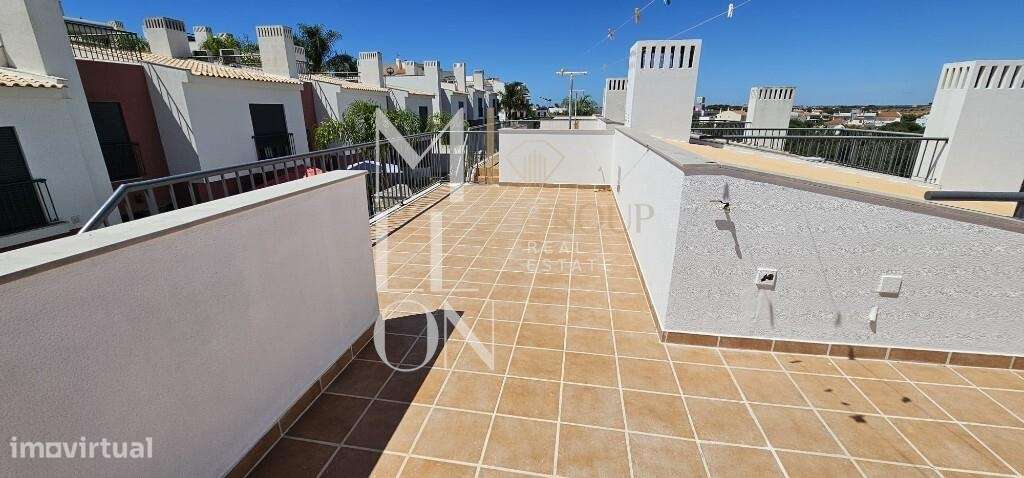 Moradia condomínio privado com piscina em Albufeira-22