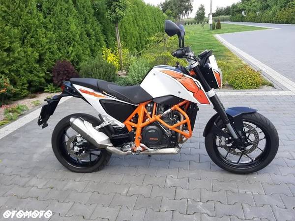 KTM Duke - 19