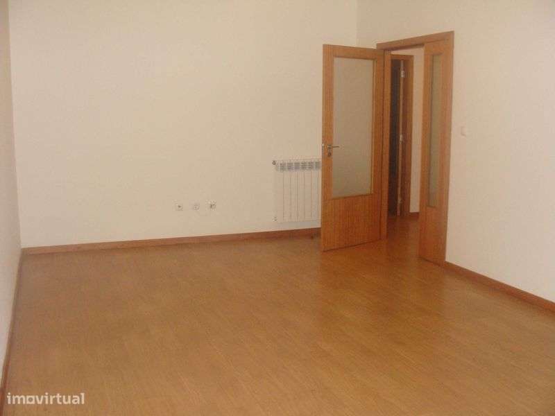 Arrendamento Apartamento T2 Penafiel - Grande imagem: 4/12