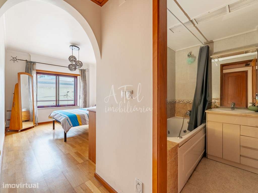 Apartamento T3 com Estacionamento | 10 min de Lisboa-23