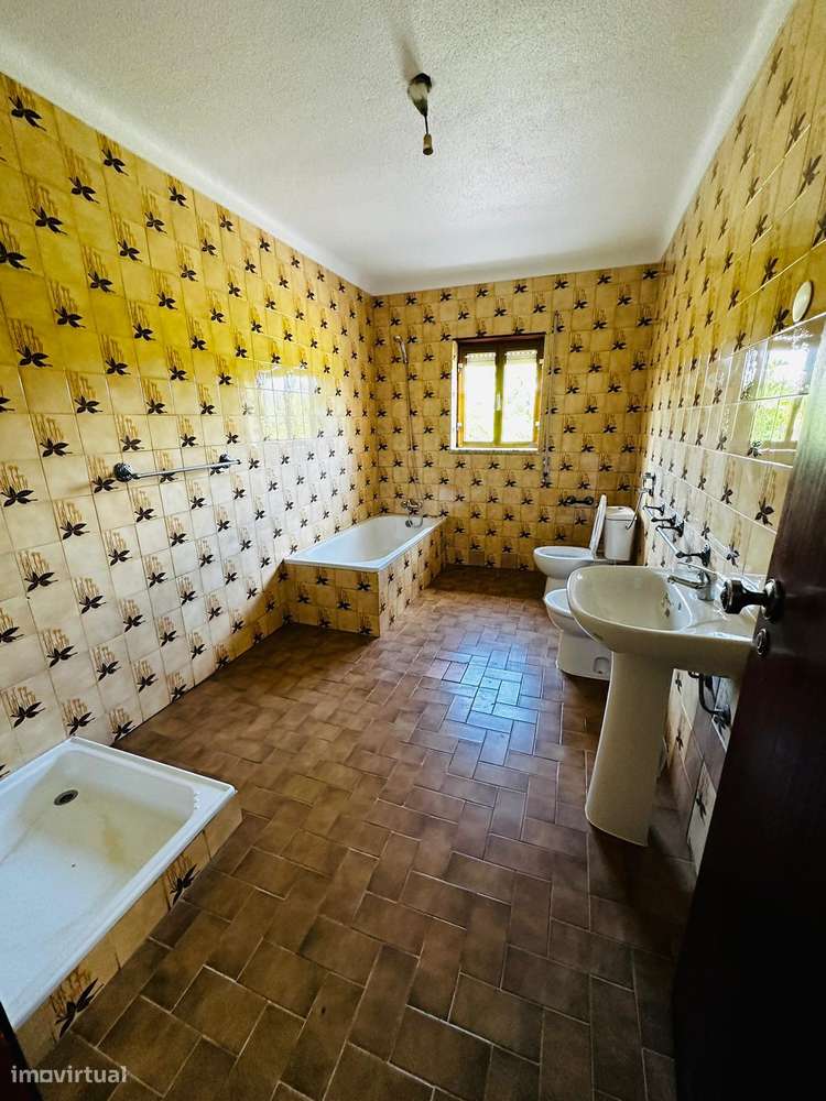 Imóvel de banco : escritura ao abrigo do simplex-34