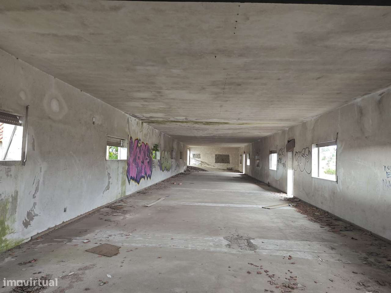 Edifício Inacabado com Enorme Potencial de Rentabilização-16