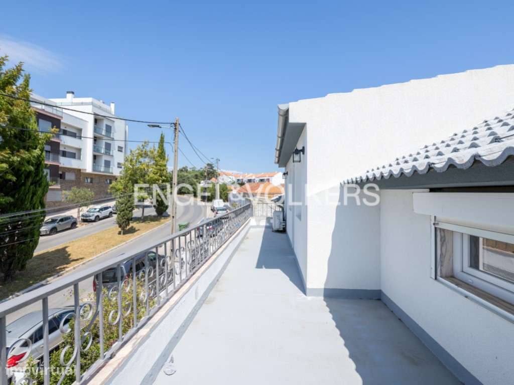 Moradia T4 totalmente remodelada - Quinta de Santa Teresa-27