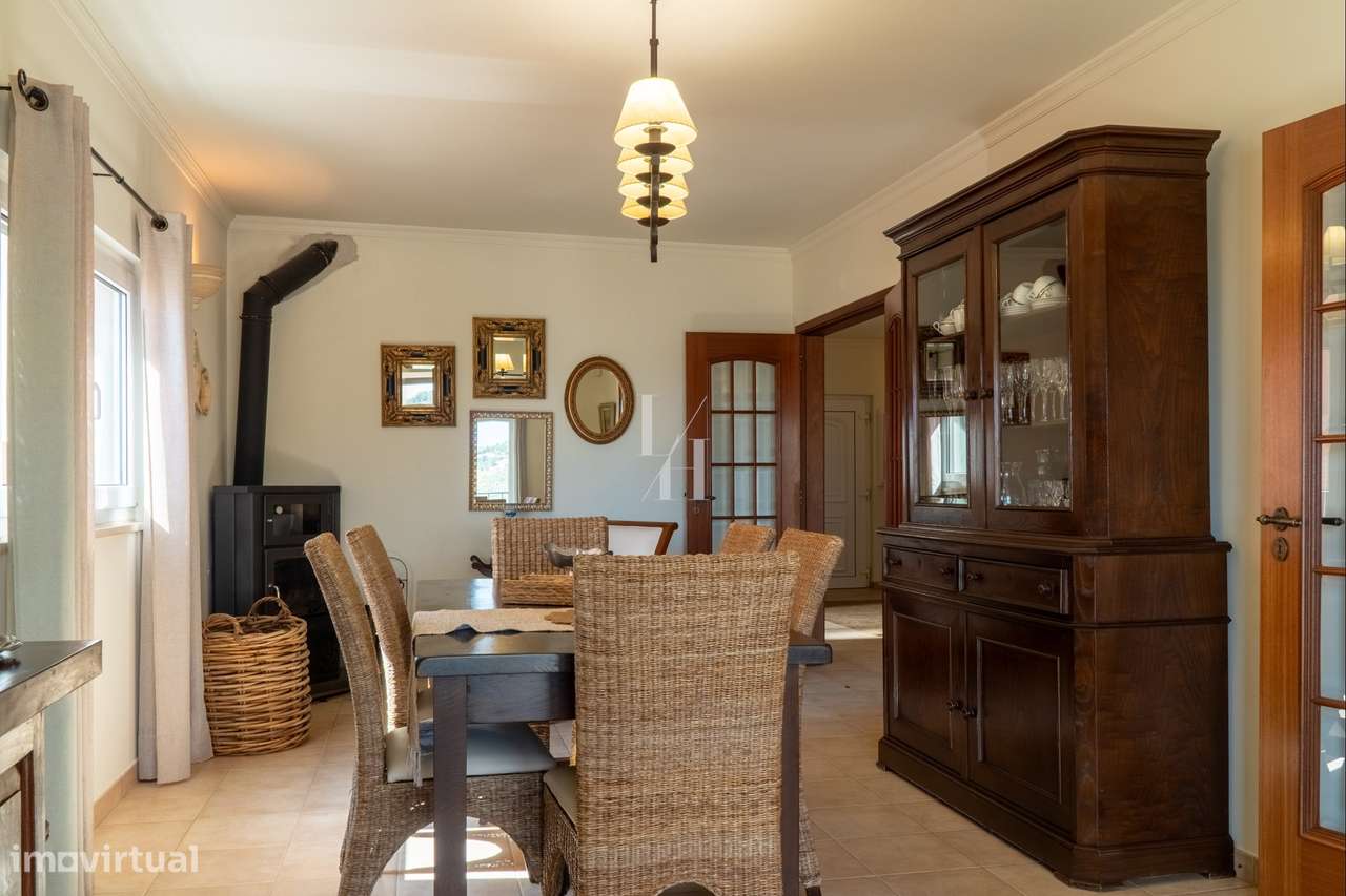 Moradia T4 com piscina e vista serra, em Loulé - Grande imagem: 4/25