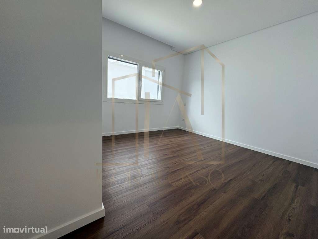 Moradia Térrea T4, com 4 Suites - Pronta a Escriturar-16