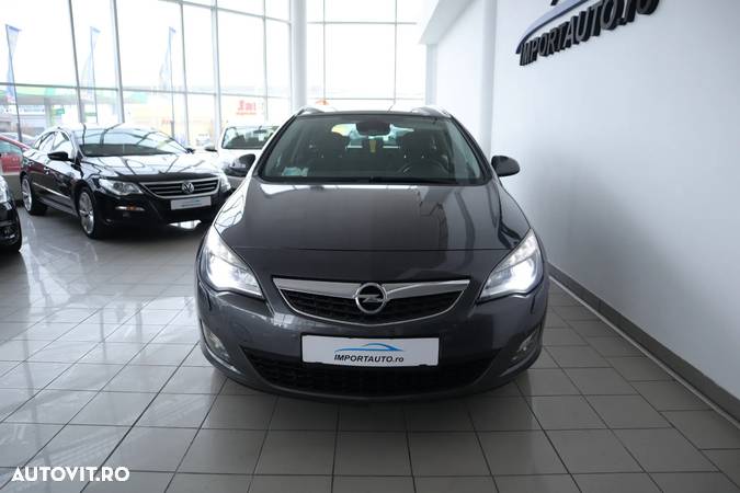 Opel Astra Sports Tourer 2.0 CDTI - 2