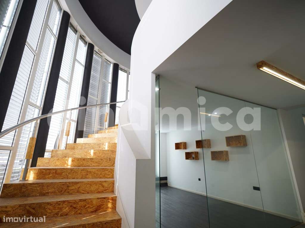 Imóvel Industrial / Serviços-11