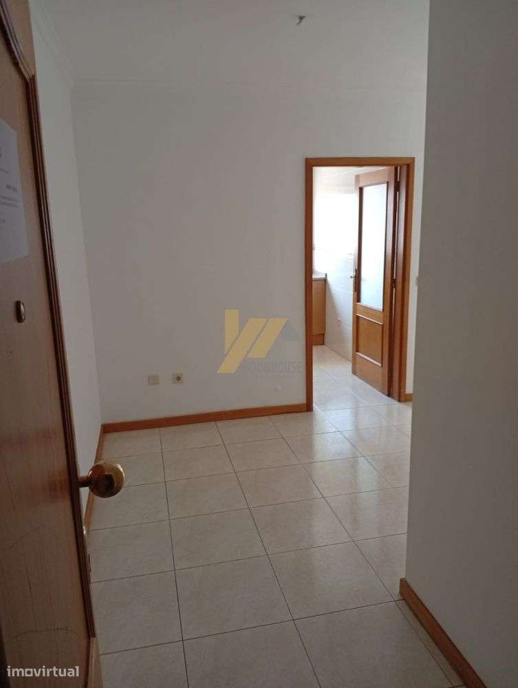 Apartamento T2 - Grande imagem: 5/15