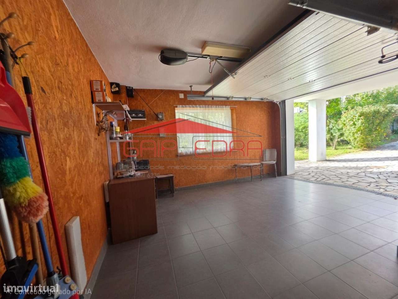 Moradia T4 com Jardim e Garagem em Lourosa-21