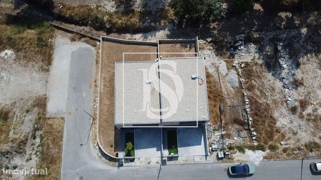 Vivendas T3 em banda situadas em Lanhoso- Póvoa de Lanhoso-16