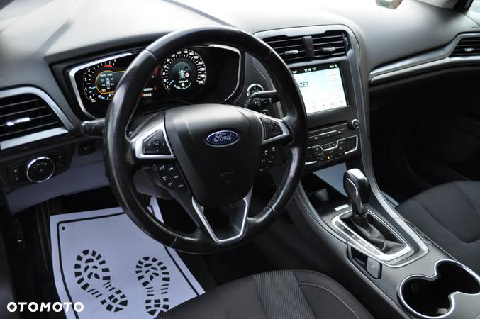 Ford Mondeo 2.0 TDCi Start-Stopp PowerShift-Aut Titanium - 3