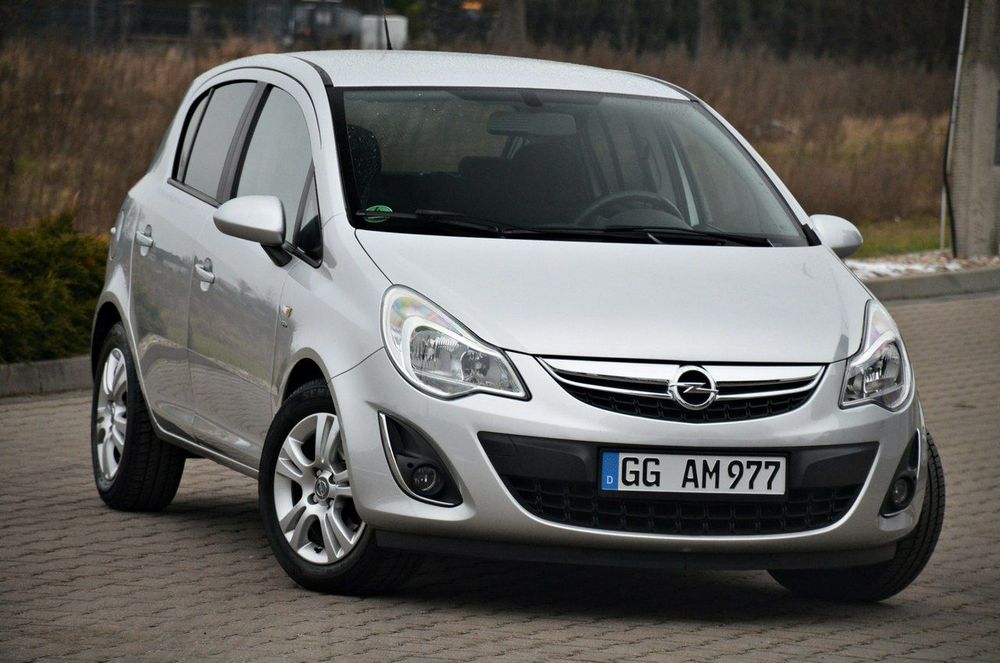 Opel Corsa D 2011