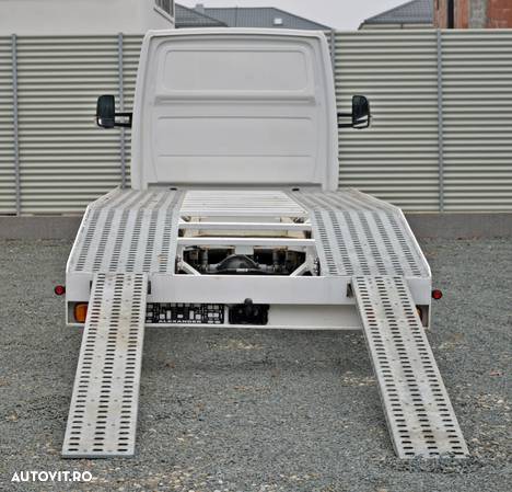 Volkswagen Crafter - 12