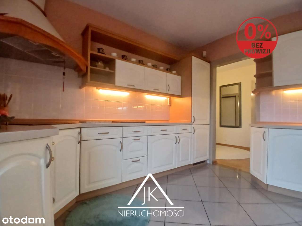 Dom  wielo lub jednorodzinny z Parterem na Wynajem lub Działalność.-6