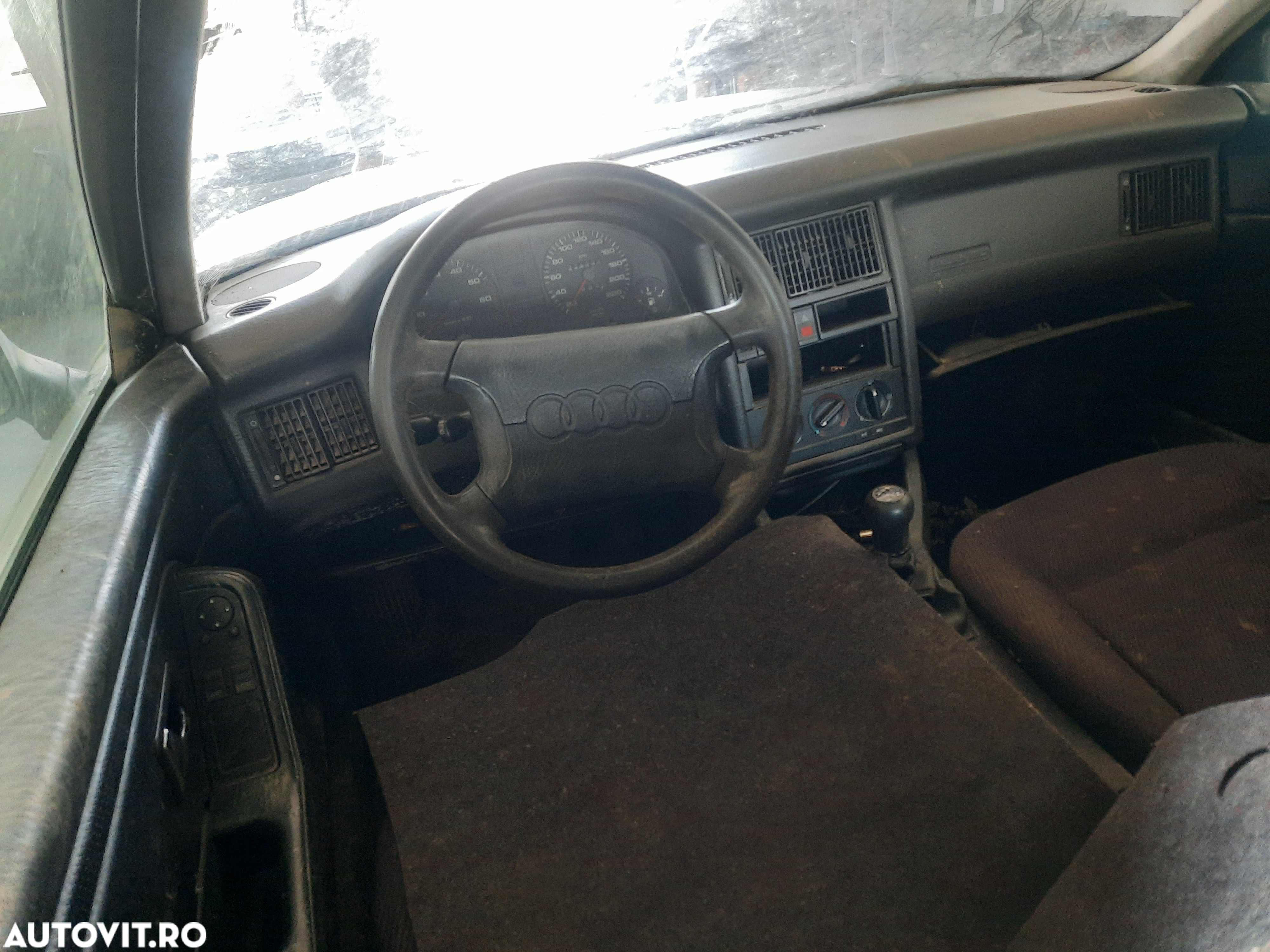 Dezmembrez Audi 80 B4 - 3