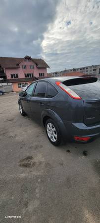 Ford Focus - 6