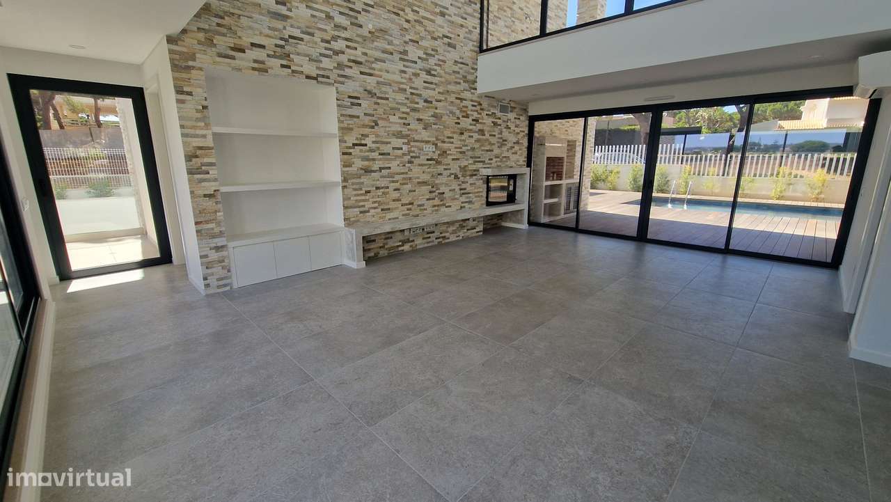 Moradia a curta distancia a pé da praia e do golfe-3