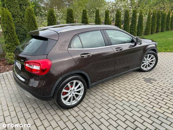 Mercedes-Benz GLA 220 CDI 7G-DCT AMG Line - 5