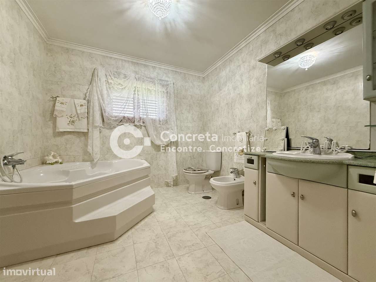 Moradia T4 em Góios, Barcelos-18