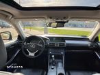 Lexus IS 200t Prestige - 13