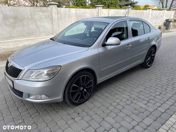 Skoda Octavia 2.0 TDI DPF Elegance - 1