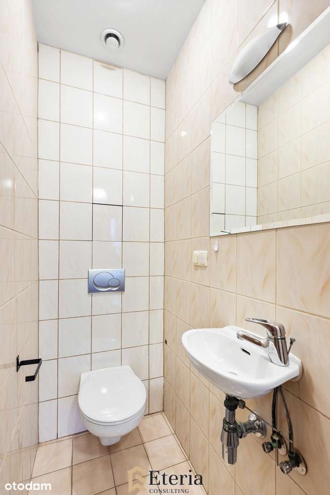 Kamienica 1925 r.-wysokość 2,9m-obok metra Płocka-7