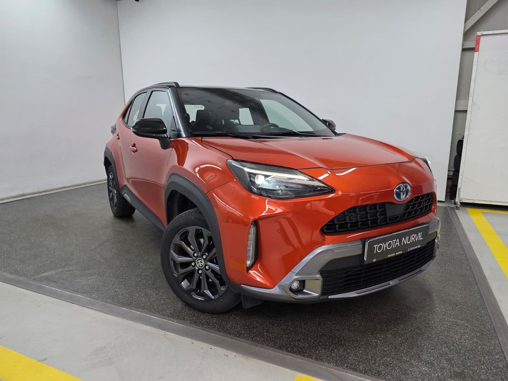 Toyota Yaris Cross 1.5 VVT-i HSD 4x4 Dynamic Adventure 2023