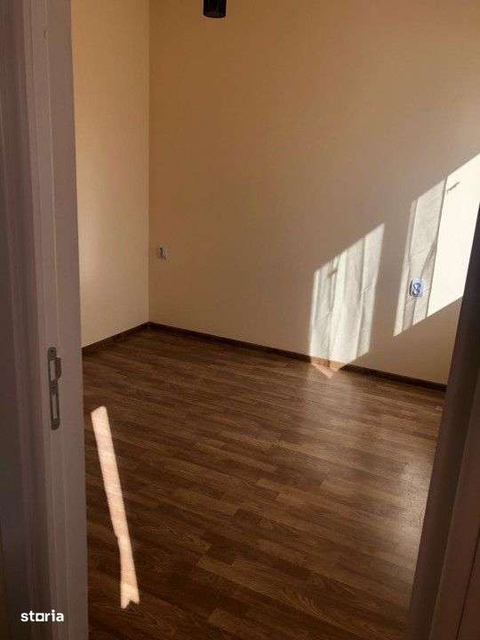 Apartament cu 3 camere - Imagine principală: 3/6