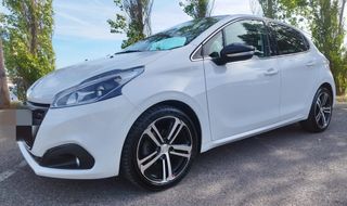 Peugeot 208 1.2 PureTech GT Line