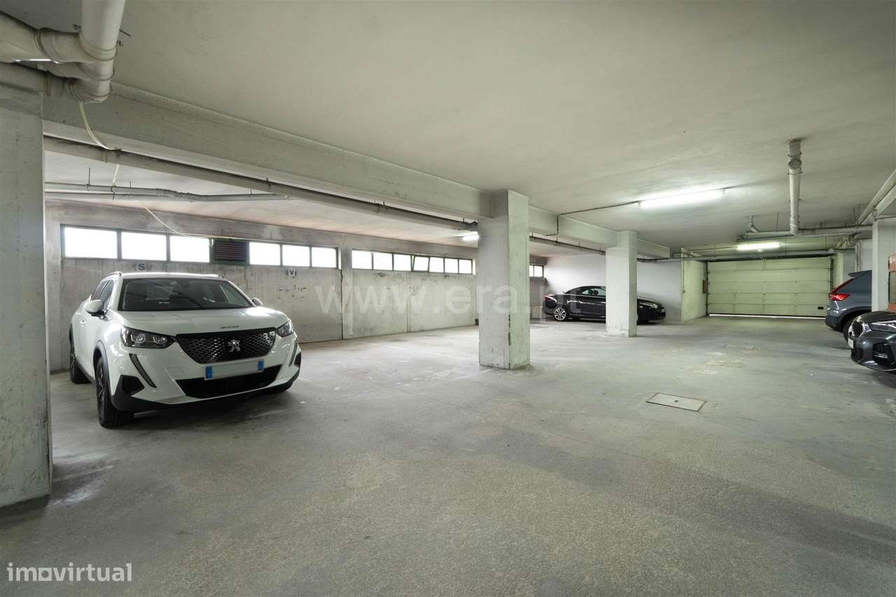 Apartamento T4 Duplex em Paredes-11