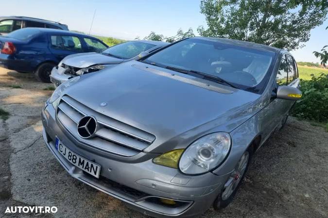 Dezmembrez Mercedes R-Class w251 an 2007, motor 3.0 cdi 224cp cod motor OM 651.950, dezmembrari piese jante r18 - 6