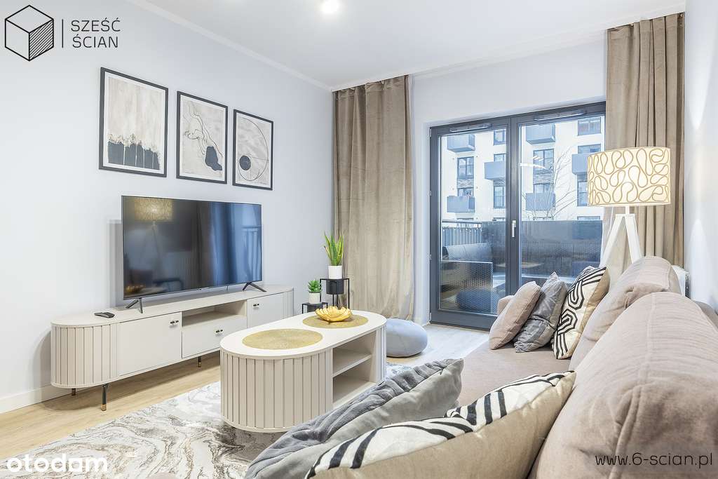 Apartament 2-pokojowy | Garderoba | Angel River - Pełny obrazek: 1/17