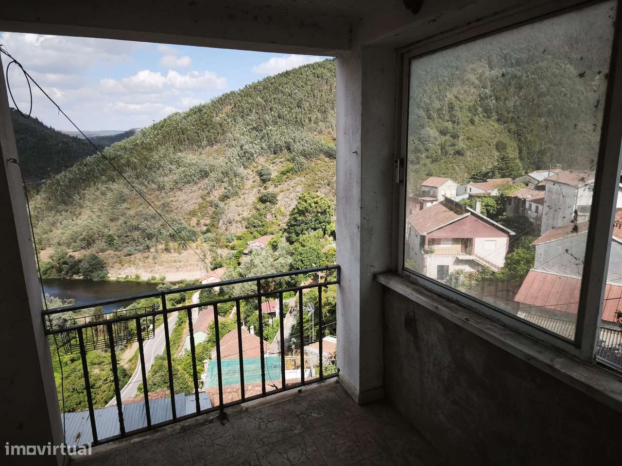 Casa em 4 pisos, para remodelar, em Lorvão, Penacova, Coimbra-5