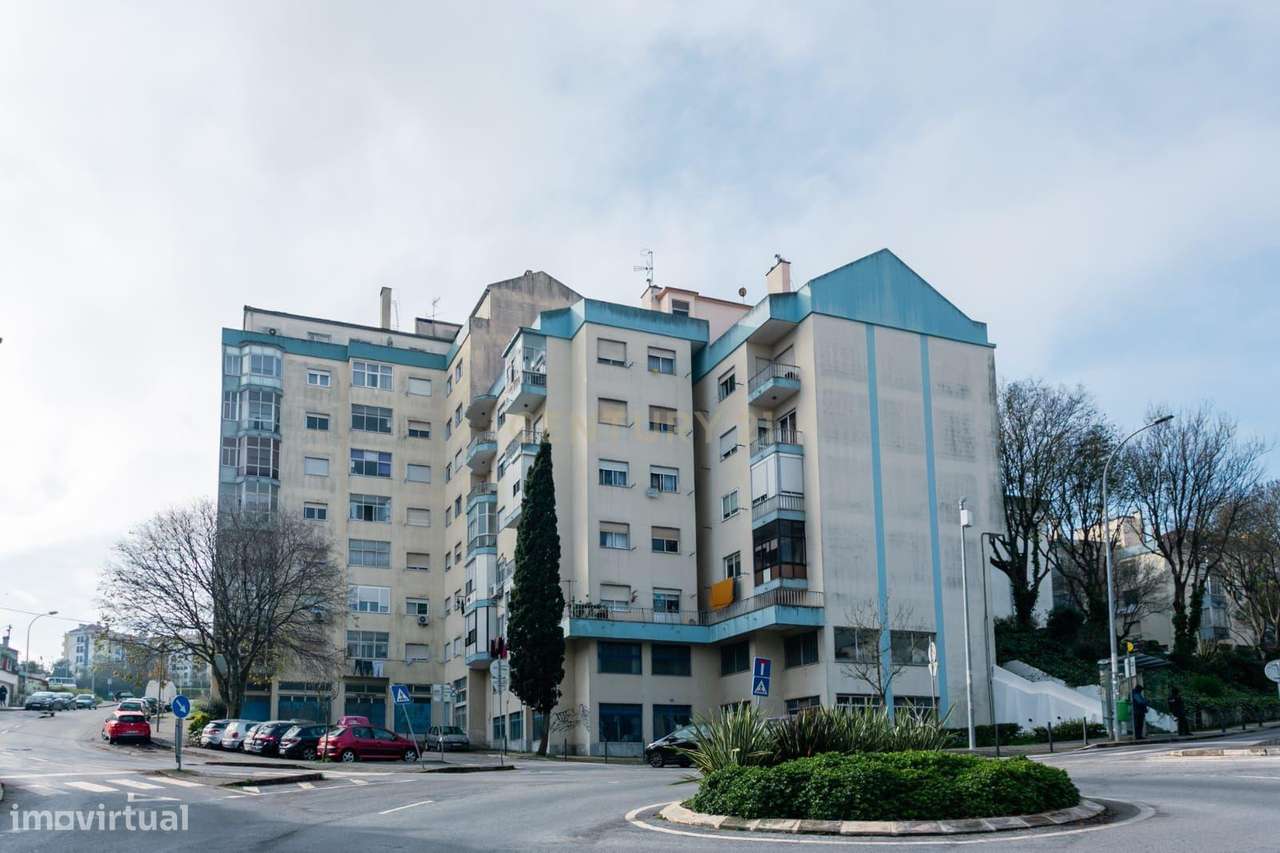 Apartamento T1 Renovado na Reboleira - Grande imagem: 2/13