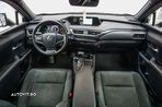 Lexus UX 250h FWD Executive - 8