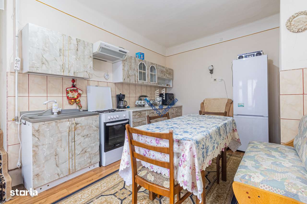 Casă cu 3 camere – Zărnești Central - comision 0%-8