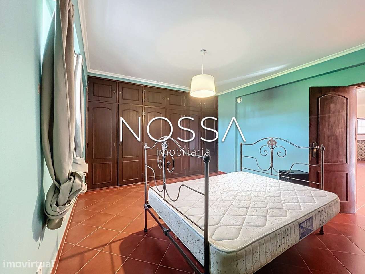 Moradia Bi-familiar | Renovada | Piscina | Caldas Rainha-37