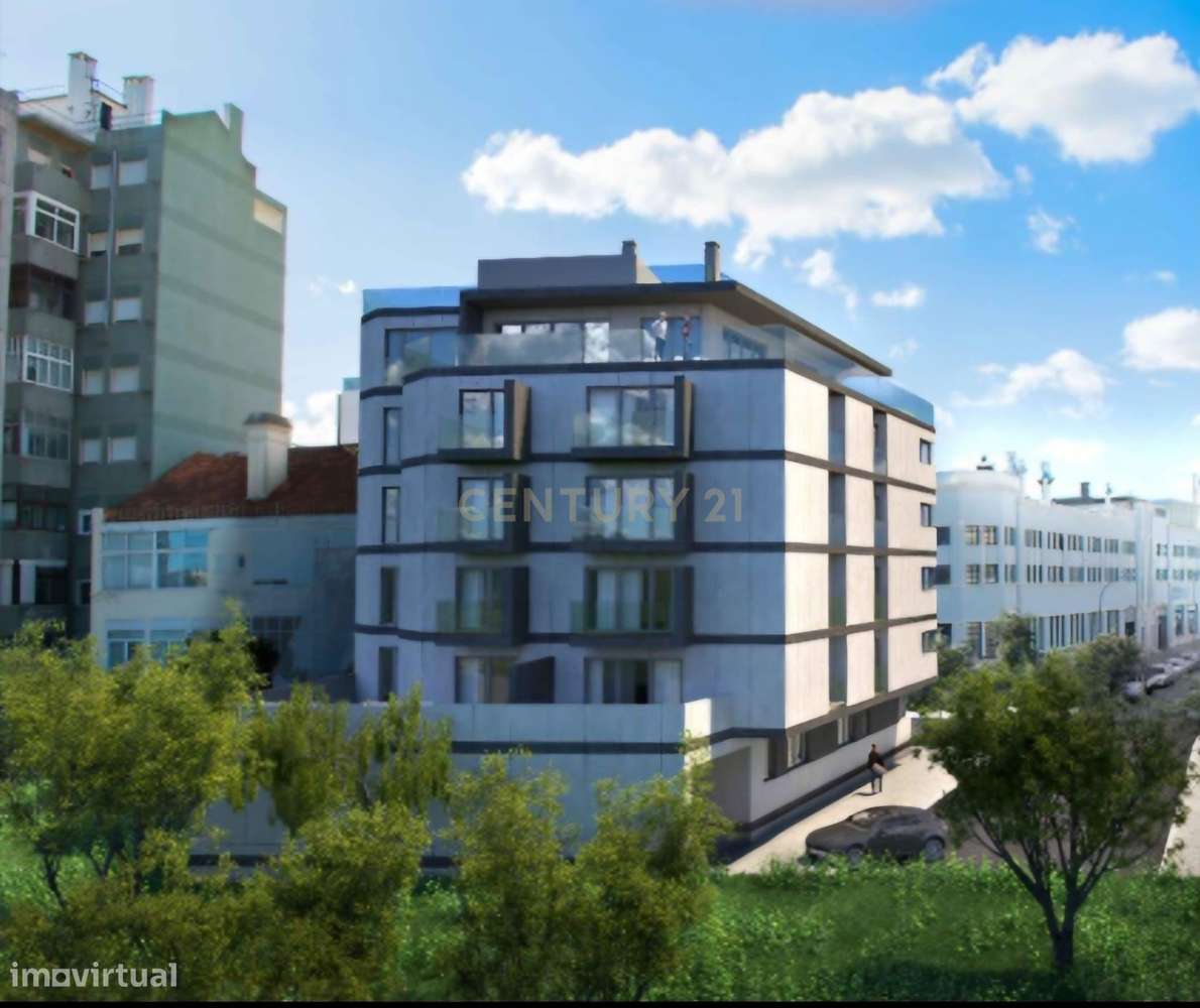 Prédio na Praça de Espanha - Grande imagem: 2/7