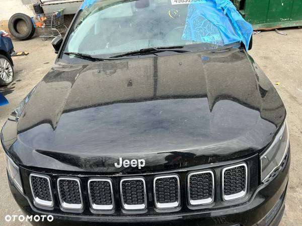 Jeep Compass - 12