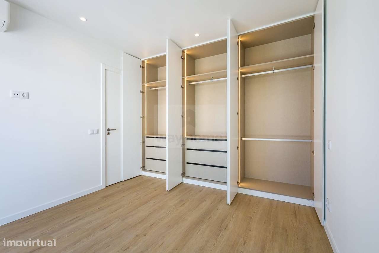 Moradia T4 | Construção contemporânea | Trajouce | São Domingos de Ran-24