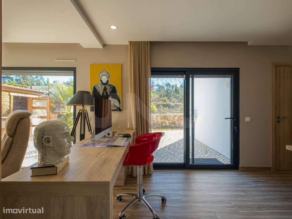 Moradia T4, para venda, em Caldas da Rainha - Grande imagem: 4/42