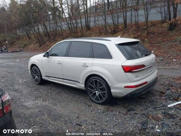 Audi Q7 - 7