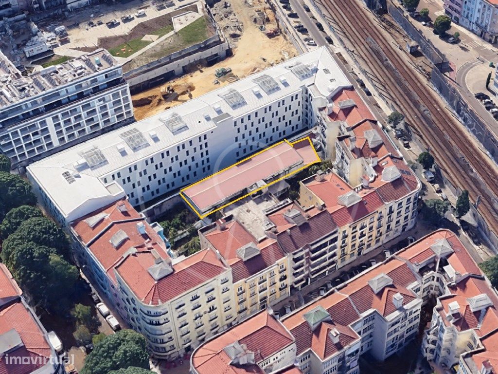 Armazém para reconstrução - Grande imagem: 2/3