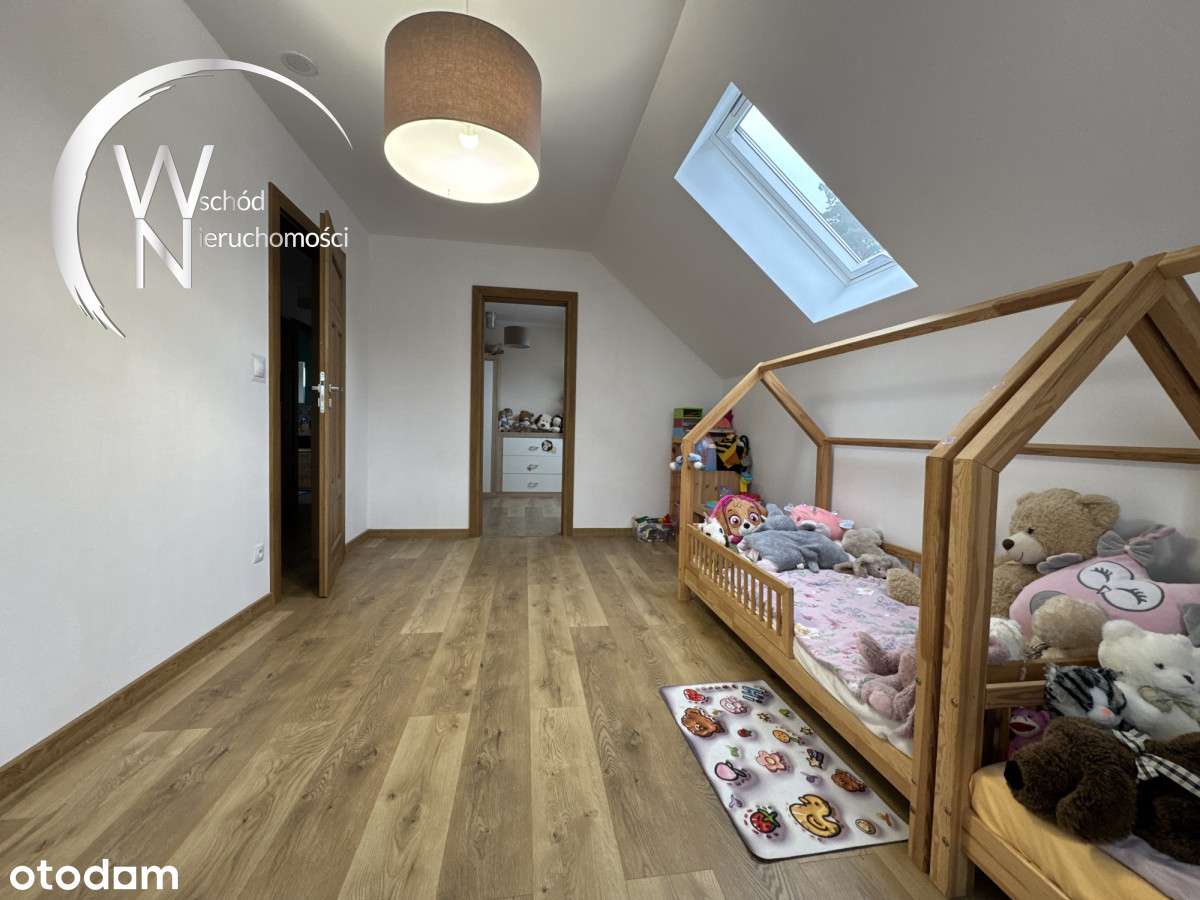 Dom w okolicy lasu-14