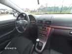 Toyota Avensis 2.0 D-4D Sol - 11