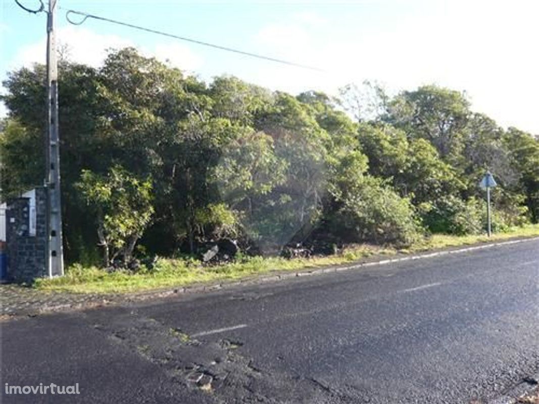 TERRENO PARA CONSTRUÇÃO