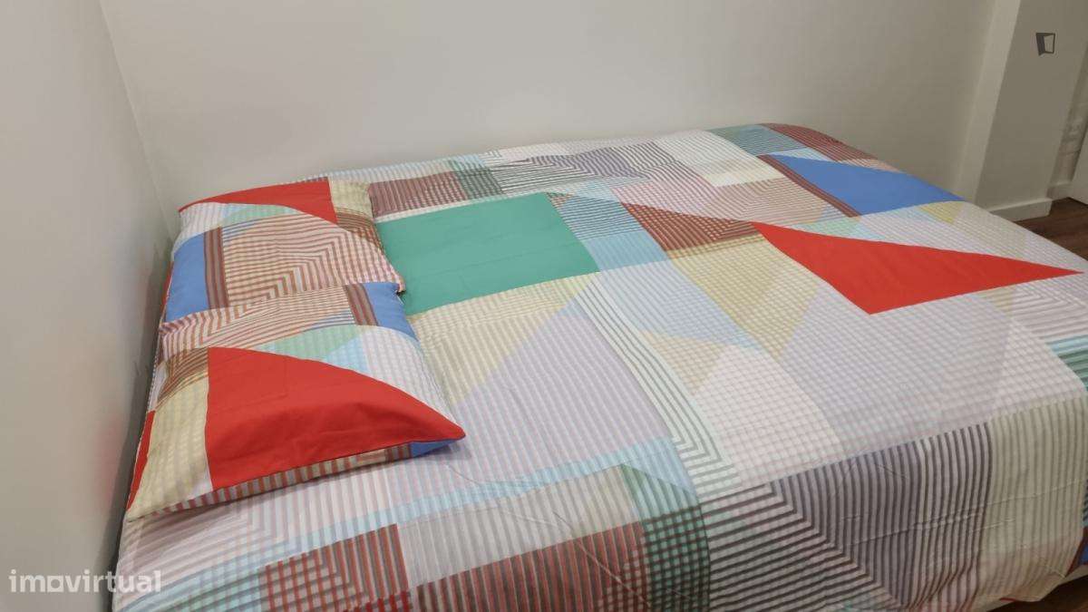 Quarto - localizado em Senhora da Hora Porto - Grande imagem: 5/10