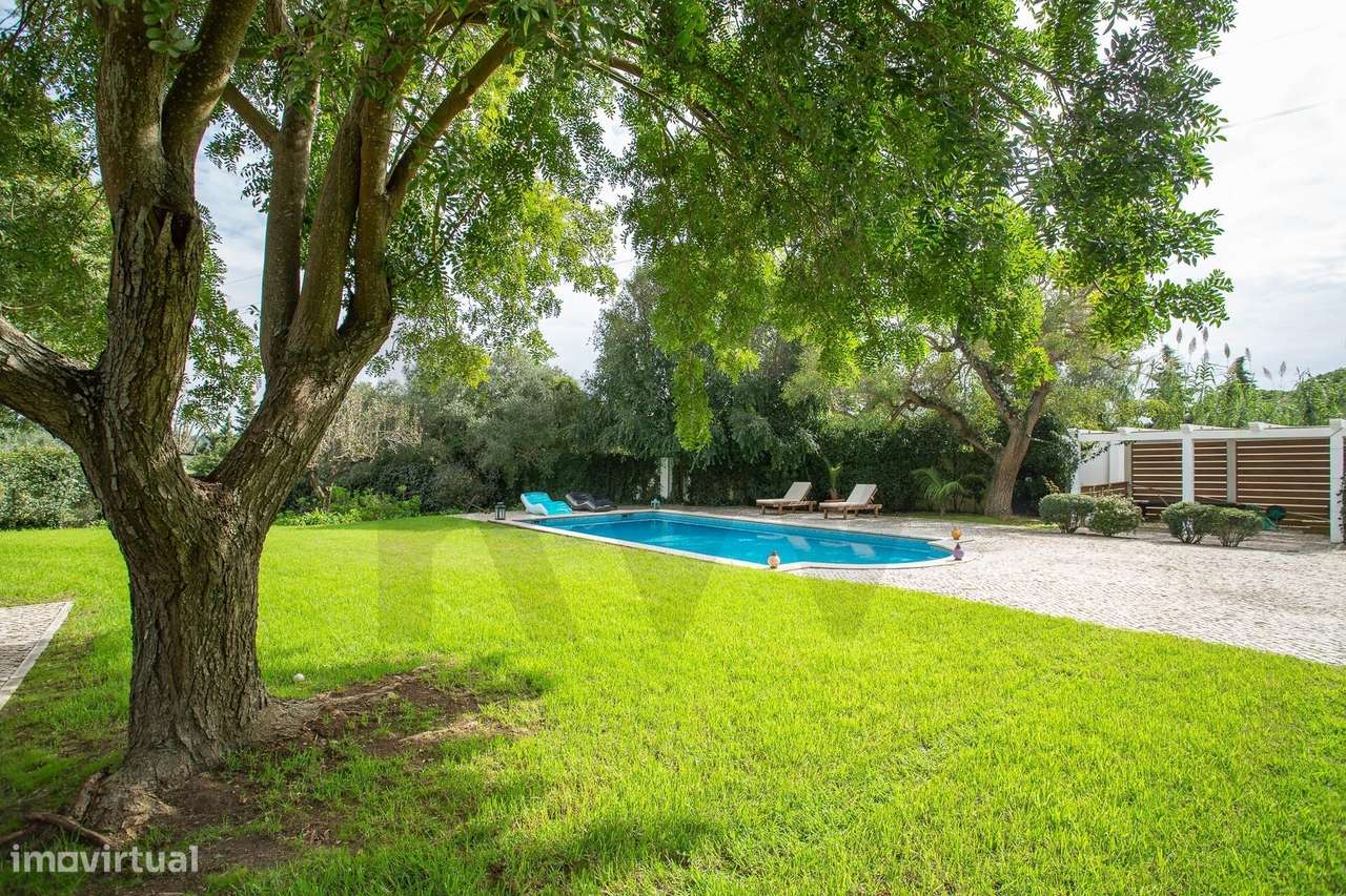 Moradia de Luxo T3 + 1 com Piscina e Jardim Privado em Alcabideche, Ca-9