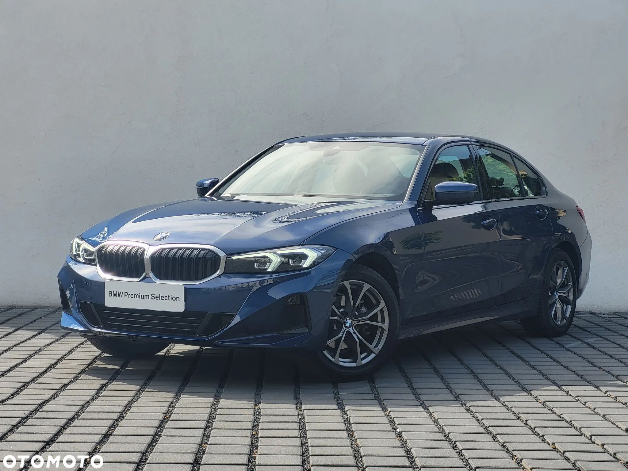 BMW Seria 3 318i - 1