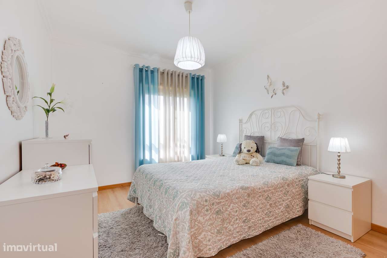 APARTAMENTO T2 | SUÍTE | LUGAR DE ESTACIONAMENTO | VIALONGA-19
